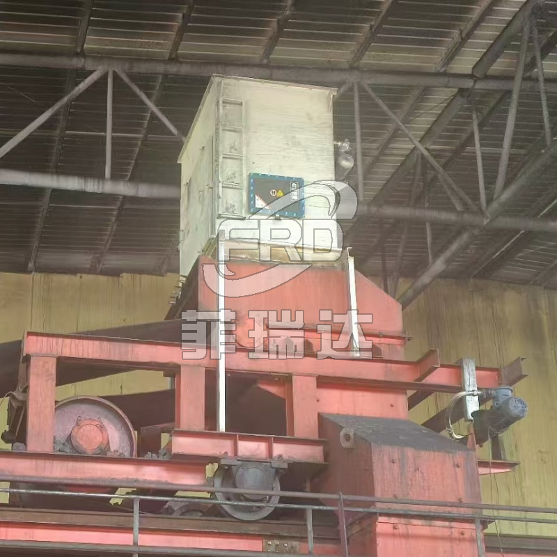 機械振打扁布袋除塵器工作原理